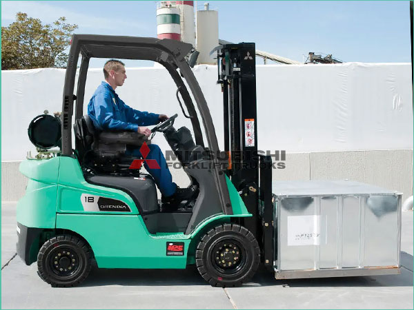 Xe nâng Mitsubishi chạy xăng và gas tải trọng 1.5 tấn mới 100%