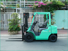 Xe nâng dầu MITSUBISHI FDE20T