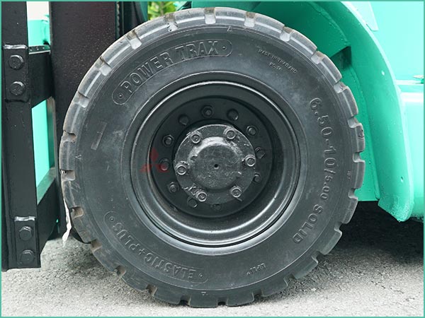 Xe nâng dầu MITSUBISHI FD15