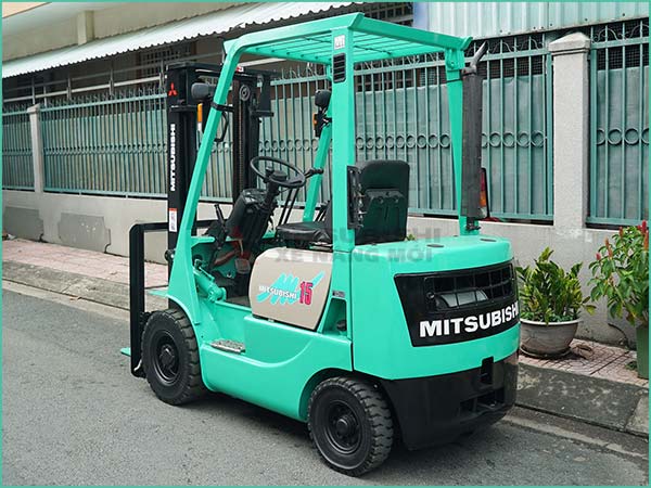 Xe nâng dầu MITSUBISHI FD15