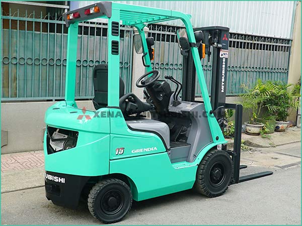 Xe nâng dầu MITSUBISHI FD15T