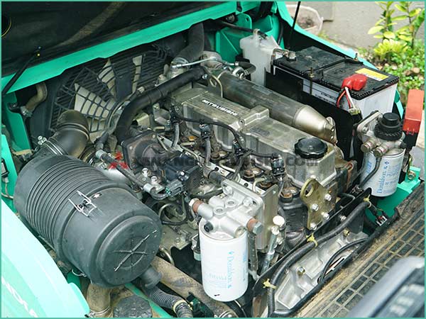 Xe nâng dầu MITSUBISHI FDE20T