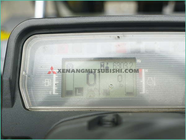 Xe nâng dầu MITSUBISHI FDE20T