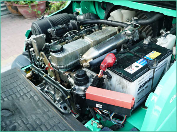 Xe nâng dầu MITSUBISHI FDE20T