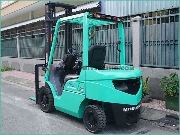 Xe nâng dầu MITSUBISHI FDE25T