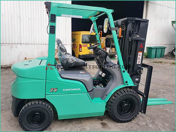 Xe nâng dầu MITSUBISHI GRENIDA FD25N MỚI 100%