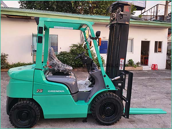 Xe nâng dầu MITSUBISHI GRENIDA FD25N MỚI 100%