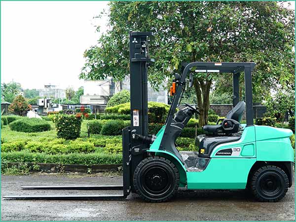 Xe nâng dầu MITSUBISHI GRENIDA FD30N(P)T MỚI 100%