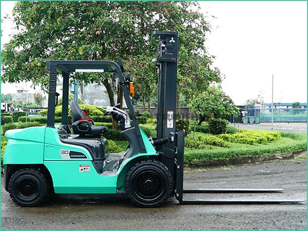 Xe nâng dầu MITSUBISHI GRENIDA FD30N(P)T MỚI 100%
