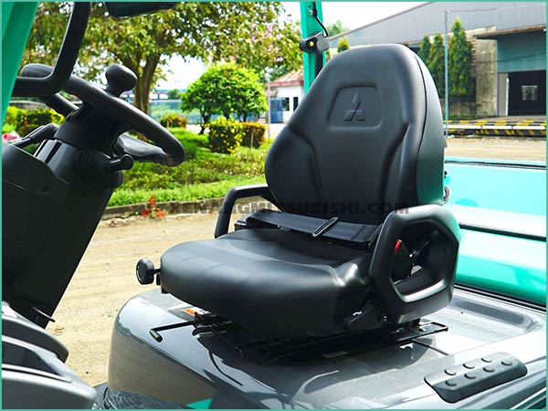 Xe nâng dầu MITSUBISHI GRENIDA FD50NT MỚI 100%