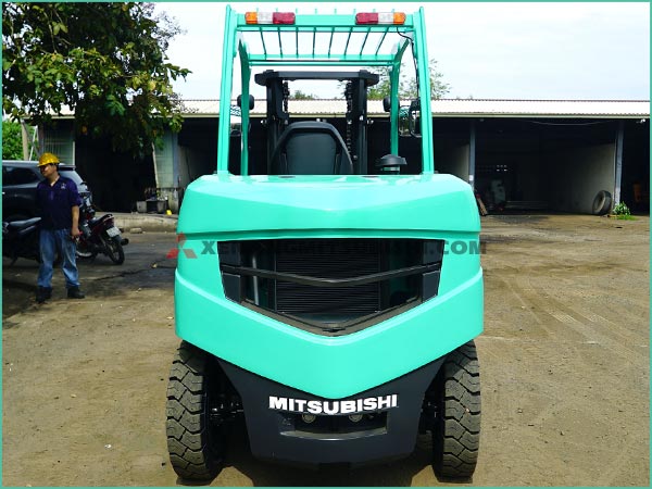 Xe nâng dầu MITSUBISHI GRENIDA FD50NT MỚI 100%
