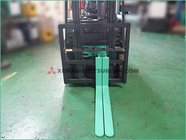 Xe nâng điện ngồi lái MITSUBISHI FB15CB MỚI 100%