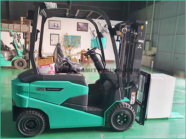 Xe nâng điện ngồi lái MITSUBISHI FB25CB | FB25LCB MỚI 100%
