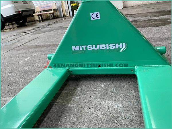 Xe nâng tay 3 tấn MITSUBISHI MỚI 100%