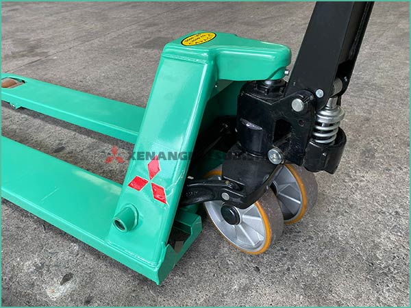 Xe nâng tay 3 tấn MITSUBISHI MỚI 100%