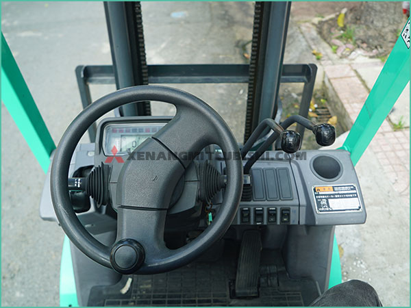 Xe nâng xăng - gas MITSUBISHI FGE15T