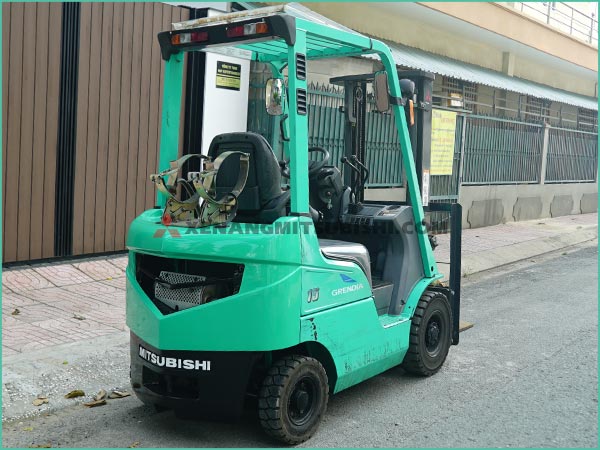 Xe nâng xăng - gas MITSUBISHI FGE15T
