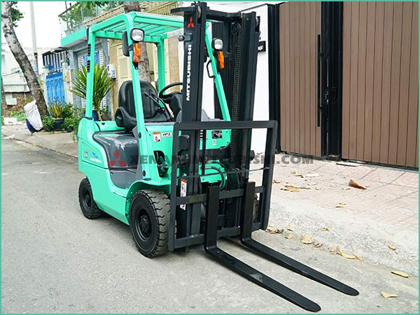 Xe nâng xăng - gas MITSUBISHI FGE15T