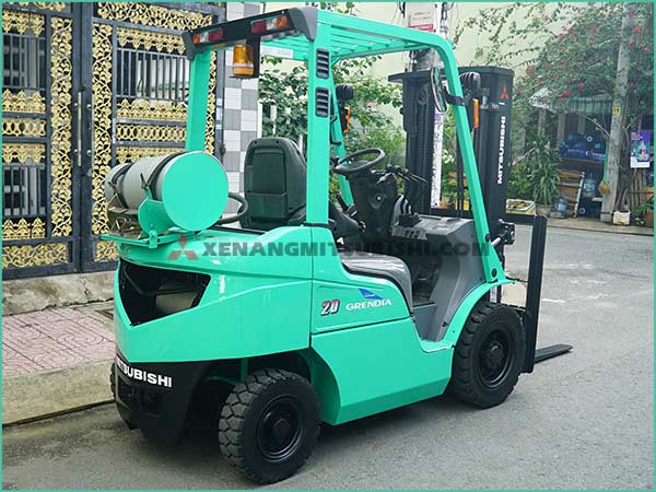 Xe nâng xăng - gas MITSUBISHI FGE20T