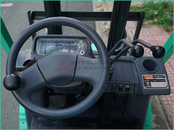 Xe nâng xăng - gas MITSUBISHI FGE15T