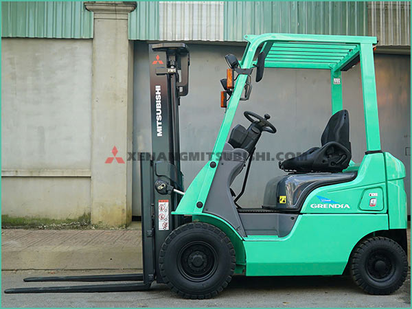 Xe nâng xăng MITSUBISHI FGE9D